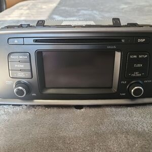 2016-2018 Kia Optima AM FM Radio w/Single-Disc CD Player Receiver